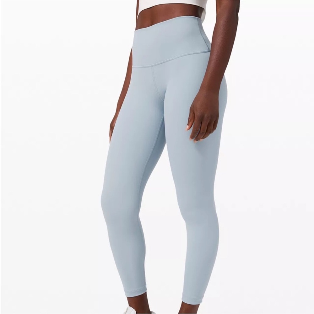 Lululemon Chambray Light Blue Wunder Under 25’’